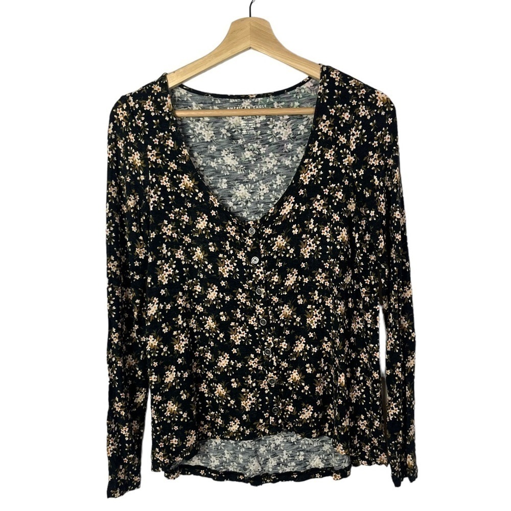 American Eagle AEO Soft & Sexy Slub‎ Black Floral Button Down Long Sleeve XS